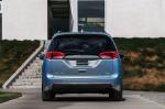 Chrysler Pacifica Hybrid Limited 2016 года